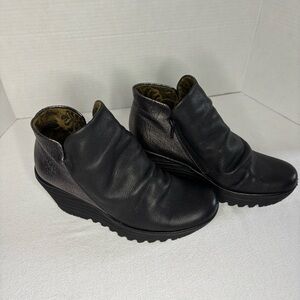 Fly London Yip Gunmetal Metallic‎ Leather Wedge Boots Size 39W